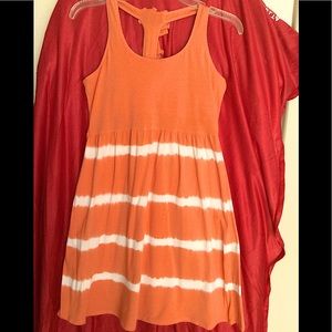 Sleeveless midi striped sundress. M